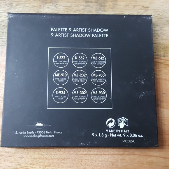 Make up for ever: vol 2 artistic - Picture 3 of 3